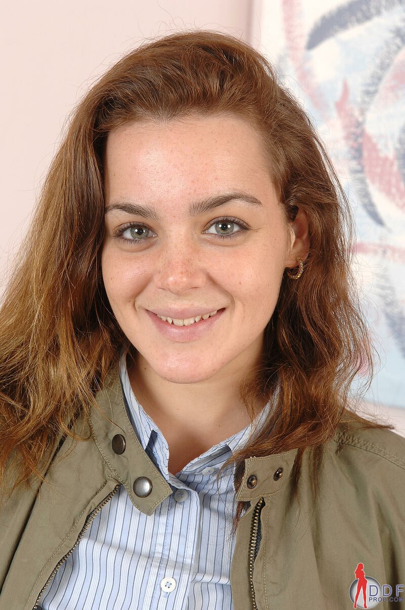 Яна, 18 лет, 2 размер груди